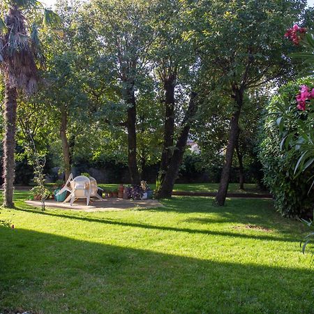 Appartamento Con Giardino Le Querce Систияна Екстериор снимка